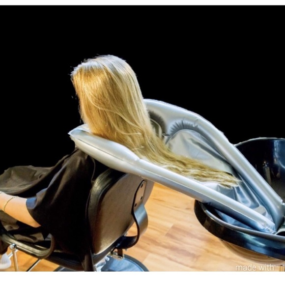 NIB Inflatable Hair Washing Funnel for Shampooing Hair in Any Chair and Basin - Picture 4 of 6
